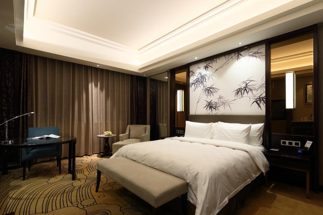 Jinan Luxury Blue Horizon Hotel المظهر الخارجي الصورة